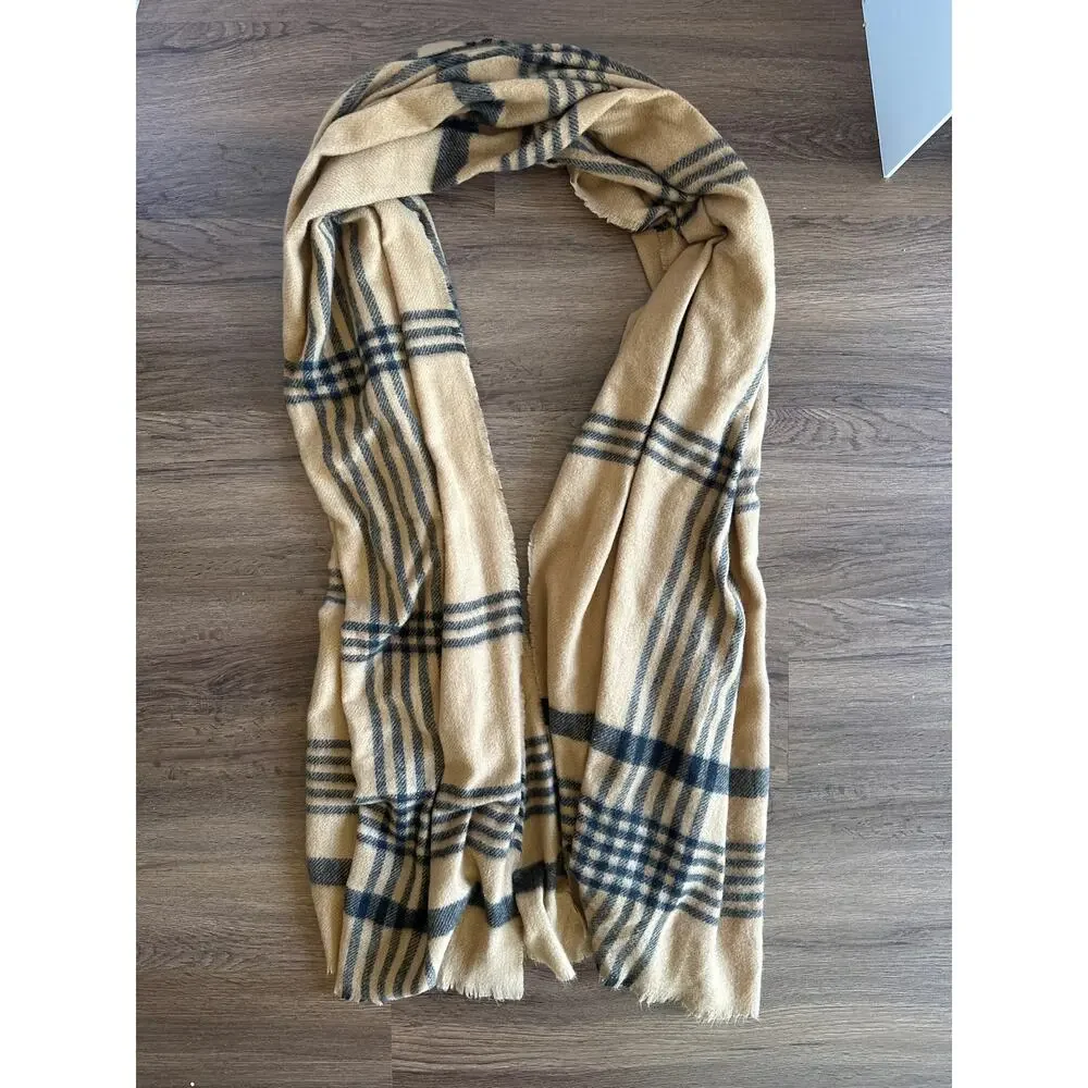 💥Zara Plaid Blanket Scarf USA Medium black and tan - Picture 8 of 9